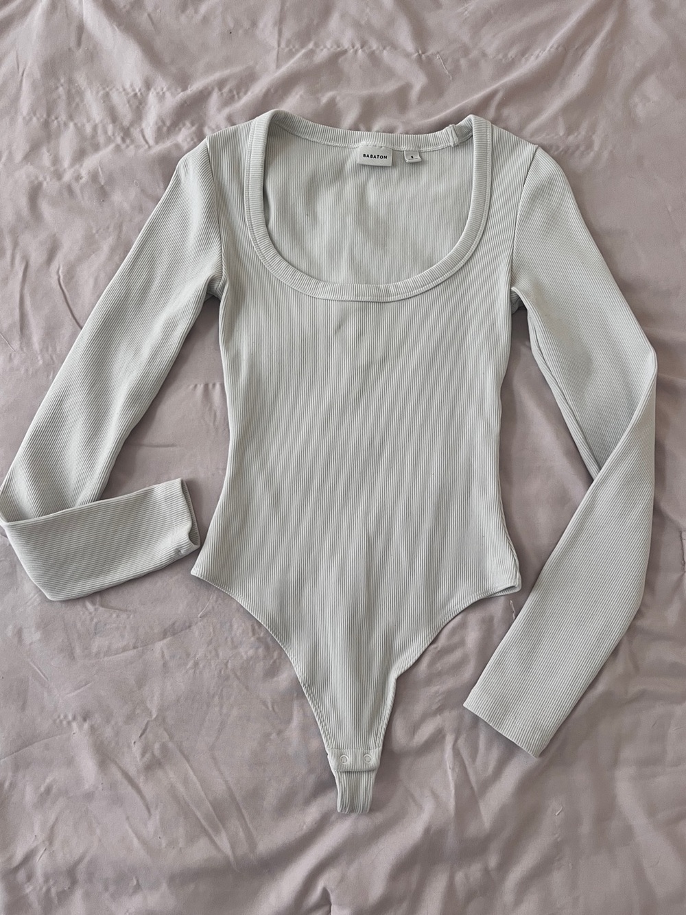 Aritzia Babaton FormaRib Scoopneck Longsleeve Bodysuit Off-White Size S